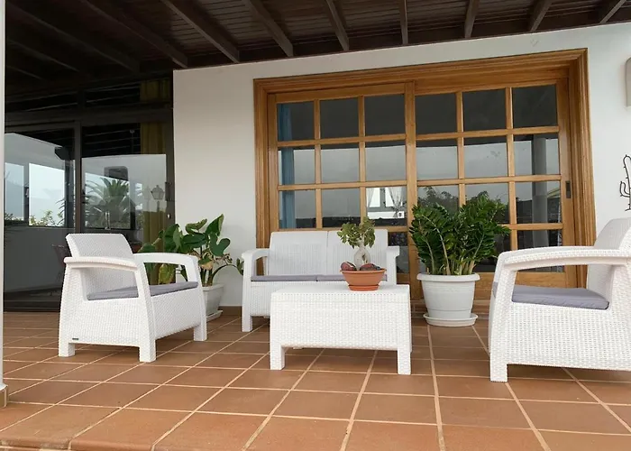 Denise Villa Yaiza (Lanzarote)